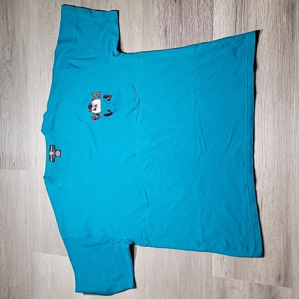 Vintage Taz manian Devil Pocket tee size XL